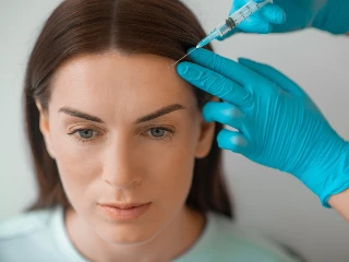HOW LONG DOES A NON-SURGICAL BROW LIFT LAST? (BROW LIFT FAQ)